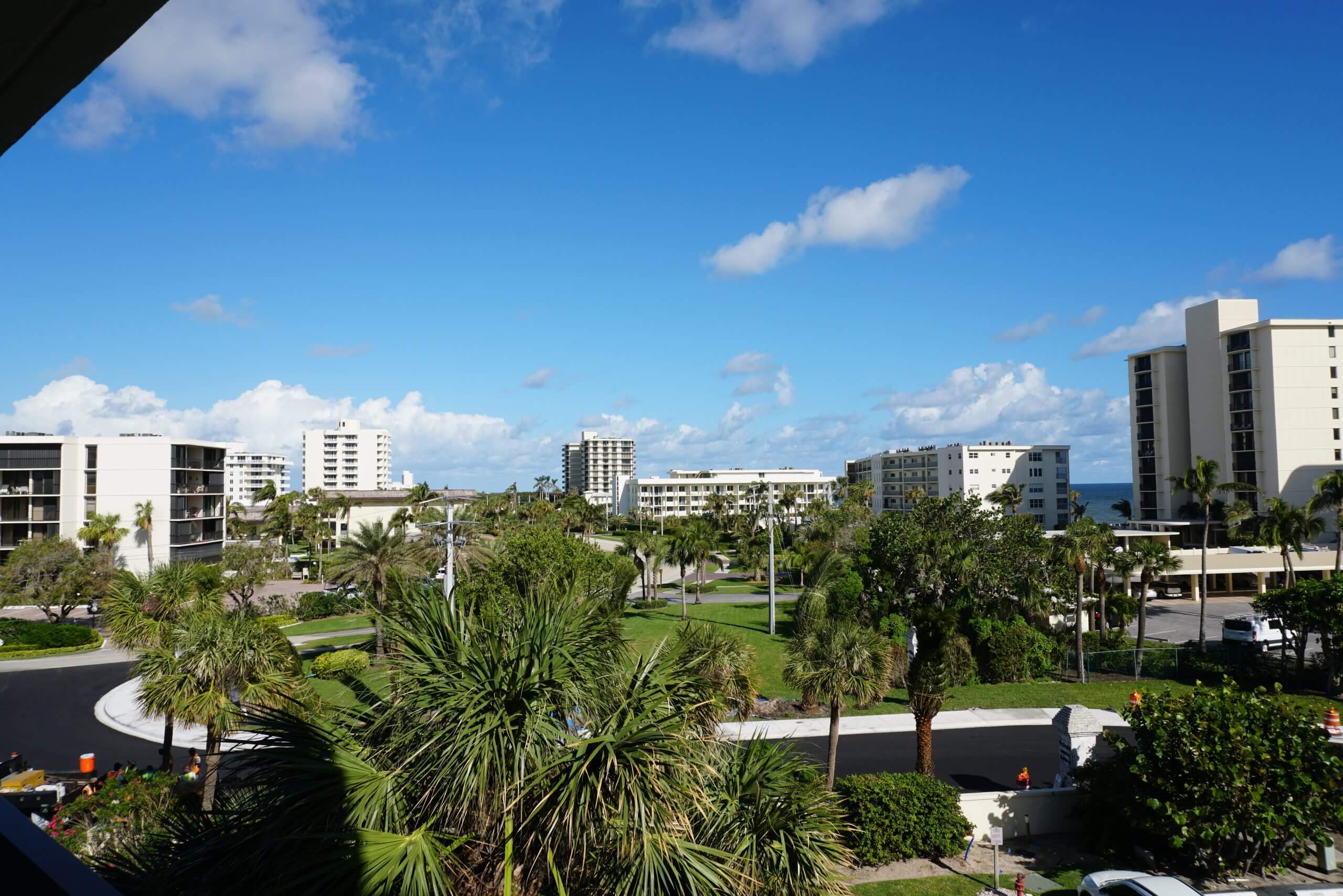 Why Sliding Doors Fail Faster in Florida